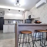 Q Zenith- Trzypokojowy, Klimatyzowany Przy Manufakturze Z Garazem Gratis, Fv Apartment *