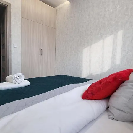 Apartment Q Zenith- Trzypokojowy Z Garazem Gratis, Manufaktura Fv