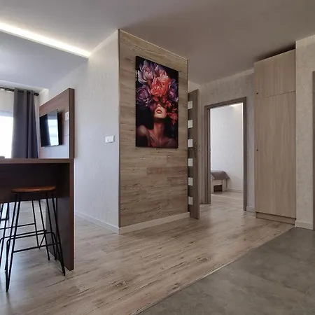 公寓 Q Zenith- Trzypokojowy, Klimatyzowany Przy Manufakturze Z Garazem Gratis, Fv *