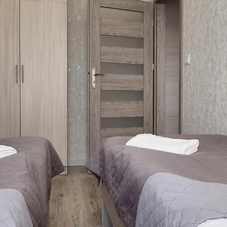 Q Zenith- Trzypokojowy, Klimatyzowany Przy Manufakturze Z Garazem Gratis, Fv 罗兹