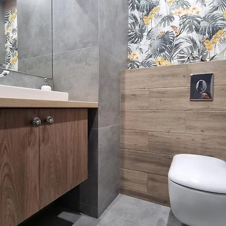 Q Zenith- Trzypokojowy, Klimatyzowany Przy Manufakturze Z Garazem Gratis, Fv * 罗兹