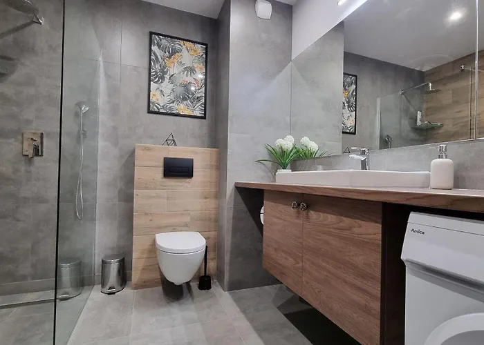 Q Zenith- Trzypokojowy, Klimatyzowany Przy Manufakturze Z Garazem Gratis, Fv * 우치